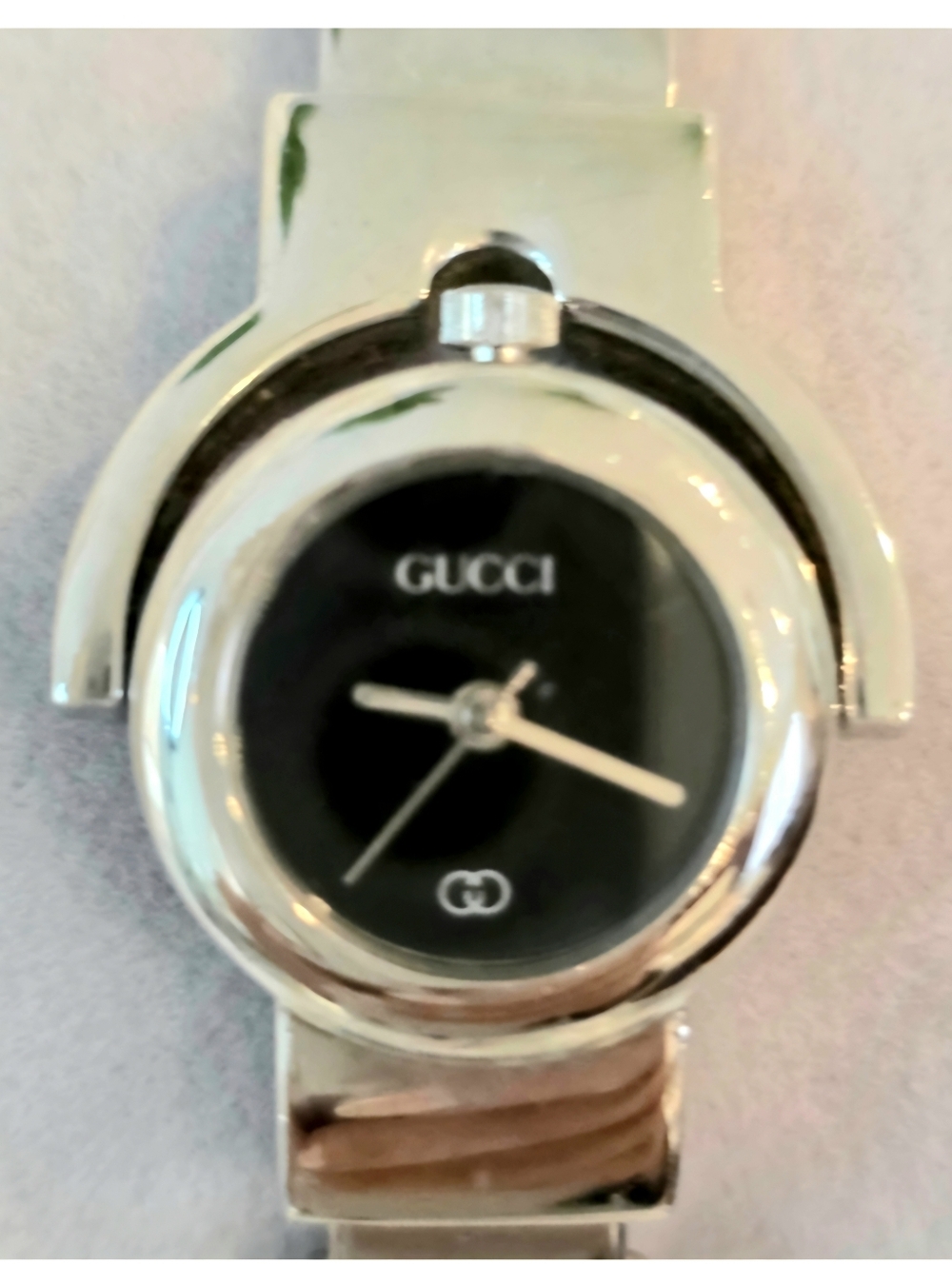Gucci Vintage Silver and Black Buckle Adjustable Bracelet Bangle Watch Timepiece - Picture 2 of 13